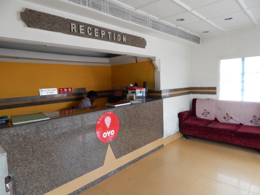 Breeze Hotel Siliguri Exterior foto