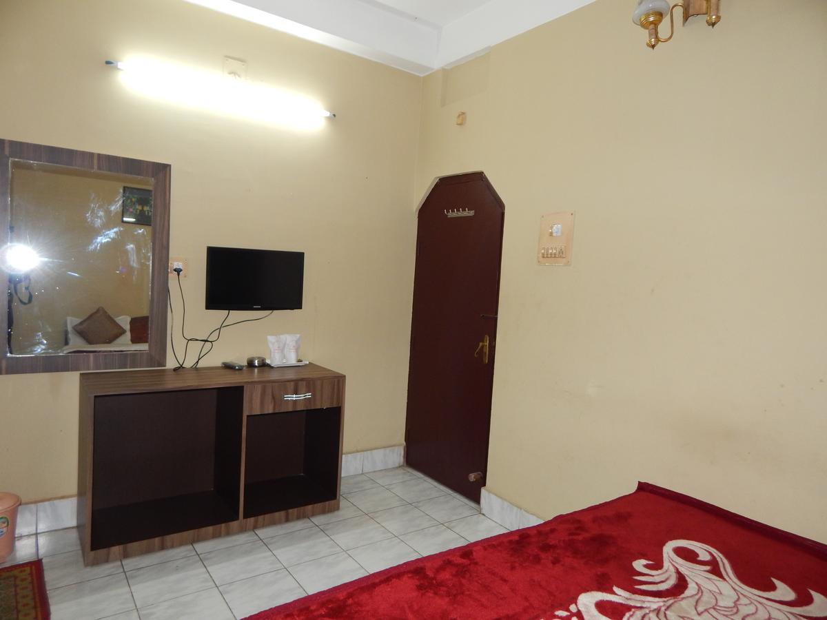 Breeze Hotel Siliguri Exterior foto