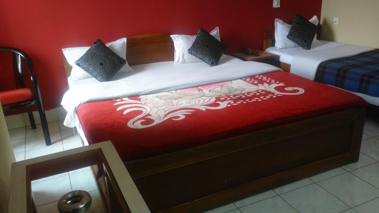Breeze Hotel Siliguri Exterior foto