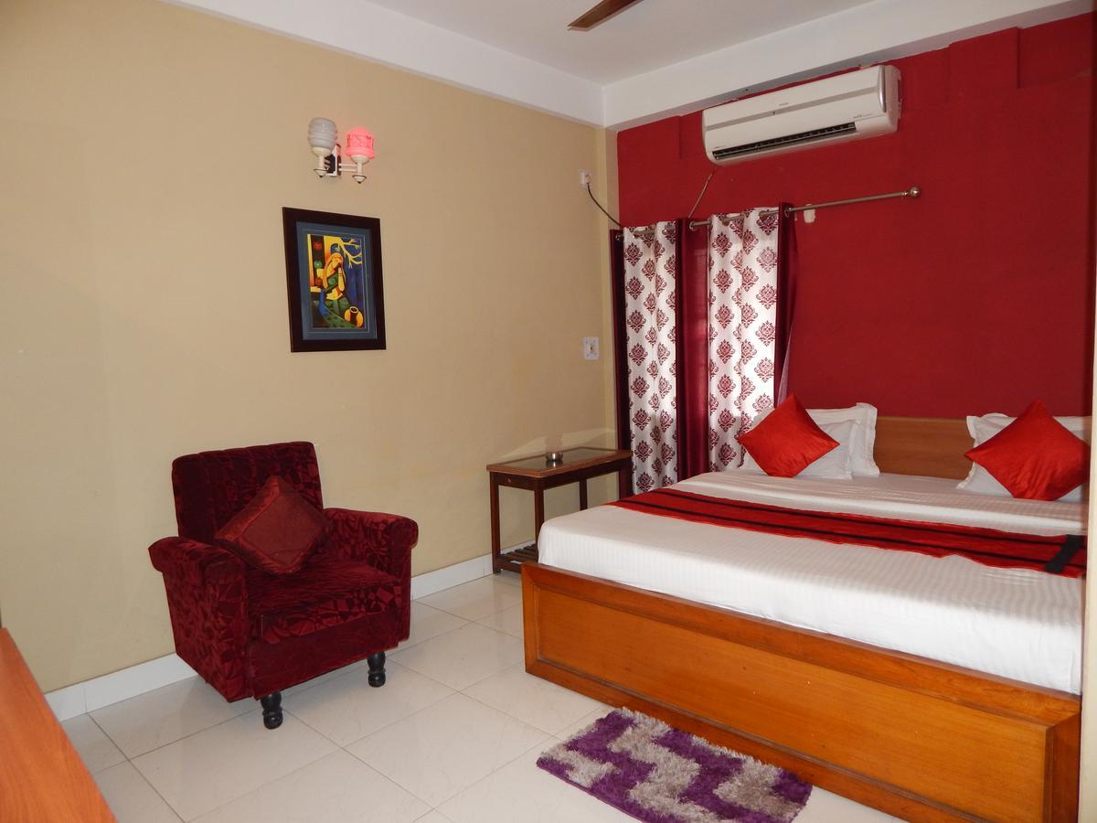 Breeze Hotel Siliguri Exterior foto