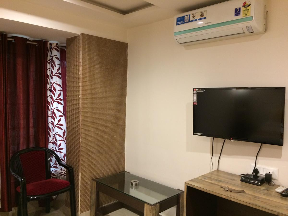 Breeze Hotel Siliguri Exterior foto